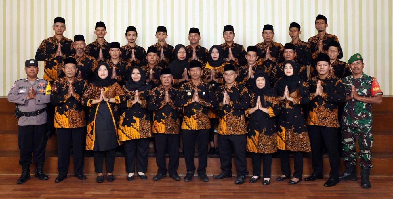 Pamong dan Staff