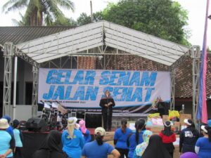 Jalan Sehat dan Senam Masal Hari Jadi Margomulyo ke-76